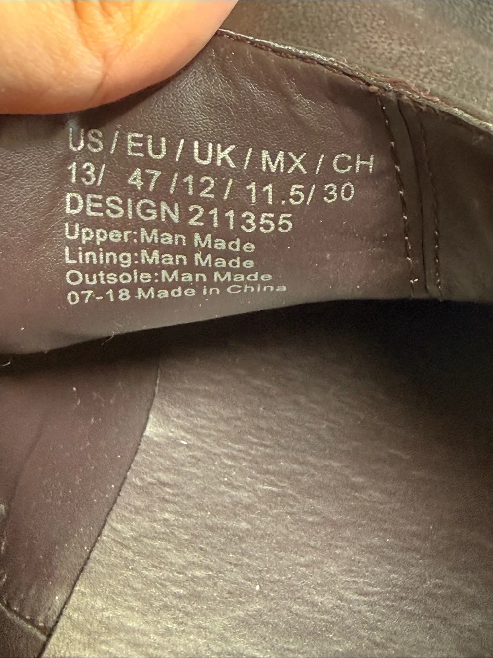 Reaction Kenneth Cole preowned kenneth